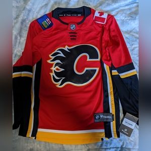 Fanatics Calgary Flames jerseys  BNWT NHL various sizes